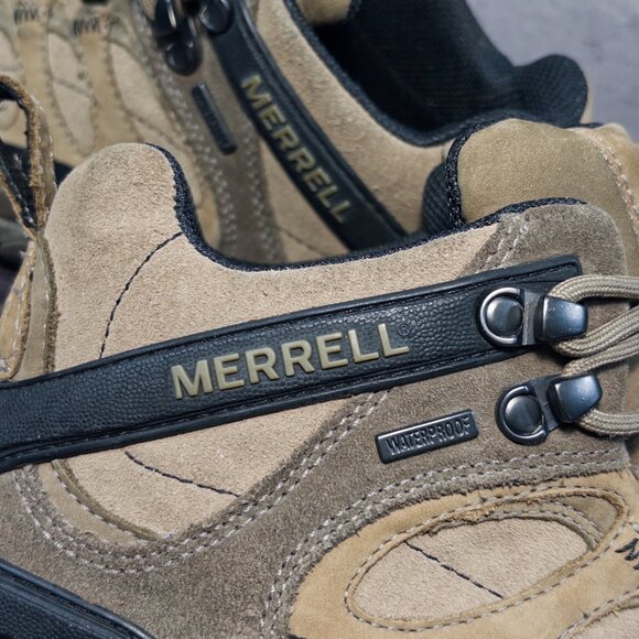 Merrell Men\'s Refuge Core Mid Waterproof Hiking Boots Brown - US Men 7.5 main image 4
